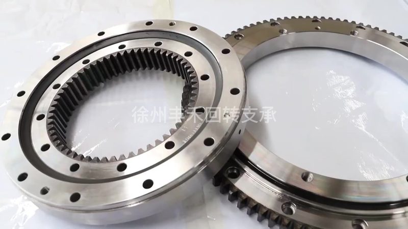 联轴器：传动系统中的“桥梁”如何选择厂家直销价格表？**